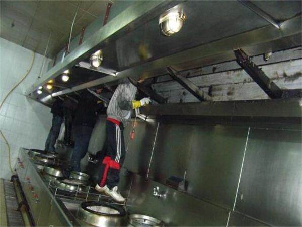 煙凈化器的清洗維護方法及清洗要點_油煙管道清洗